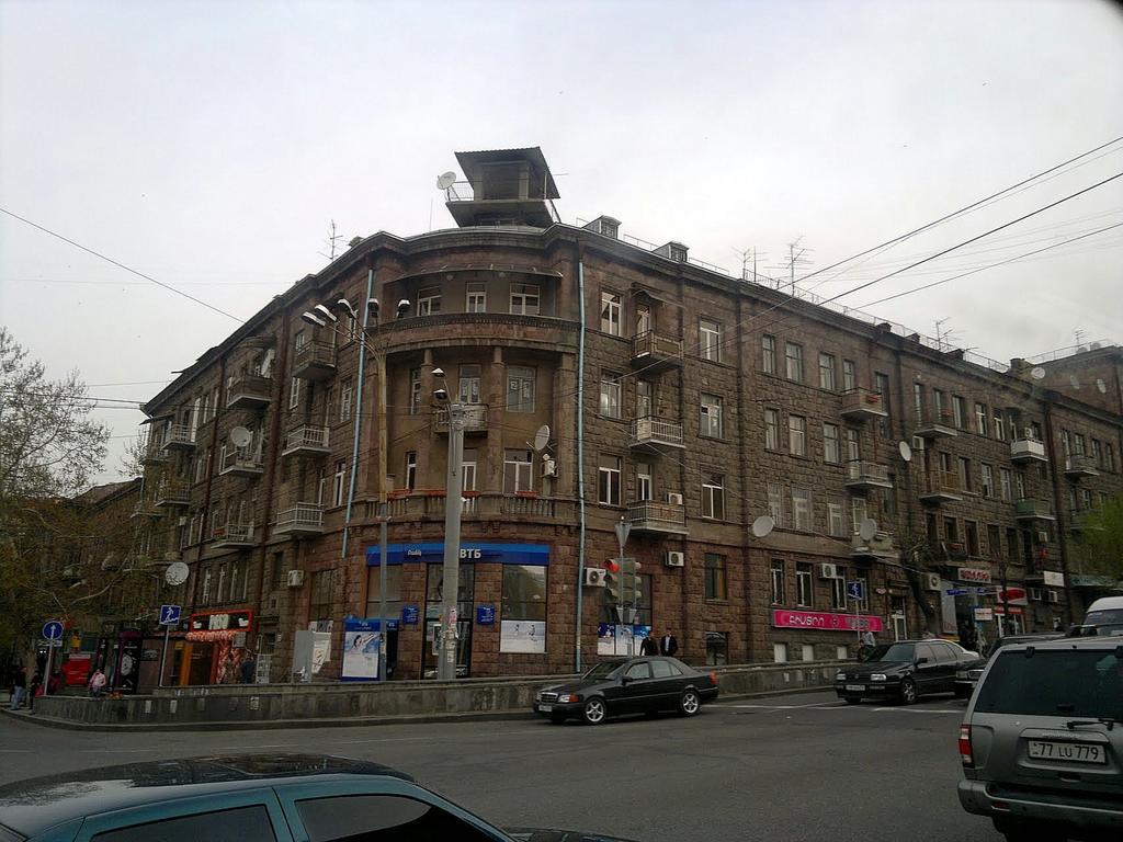 Yerevan-Sky With Terrace Exterior foto