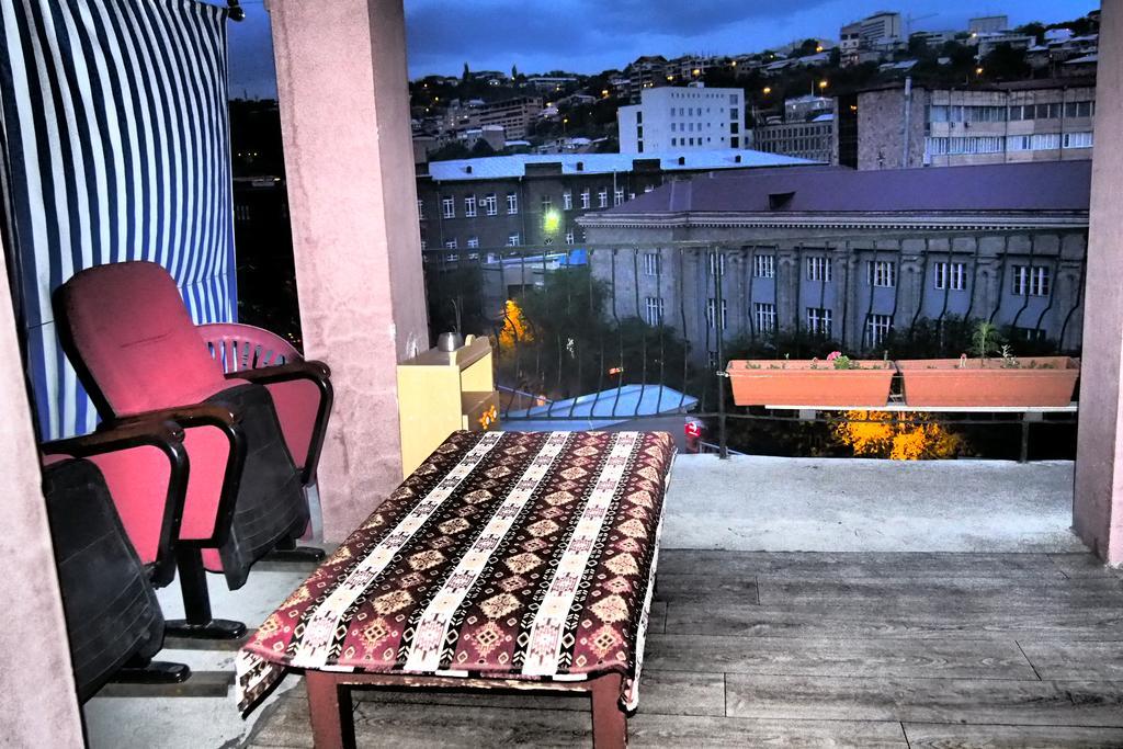Yerevan-Sky With Terrace Exterior foto